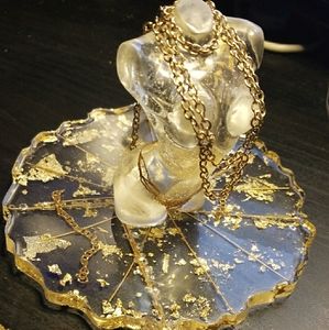 "BODYODY" Resin Custom Made Decor with accents